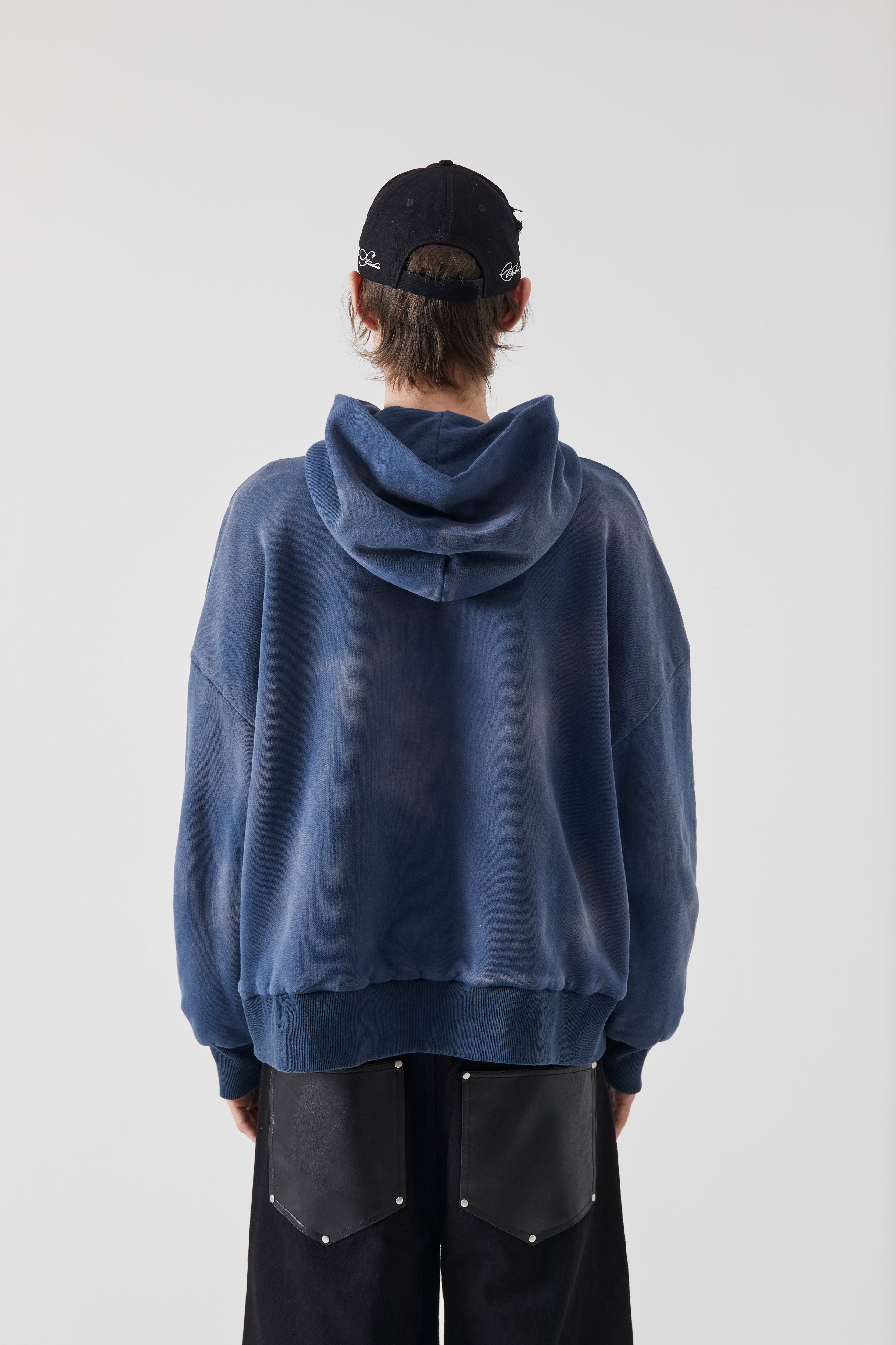 PIN HOODIE